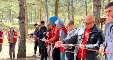  İHH’nın Doğada Arama Kurtarma Eğitimi Tamamlandı