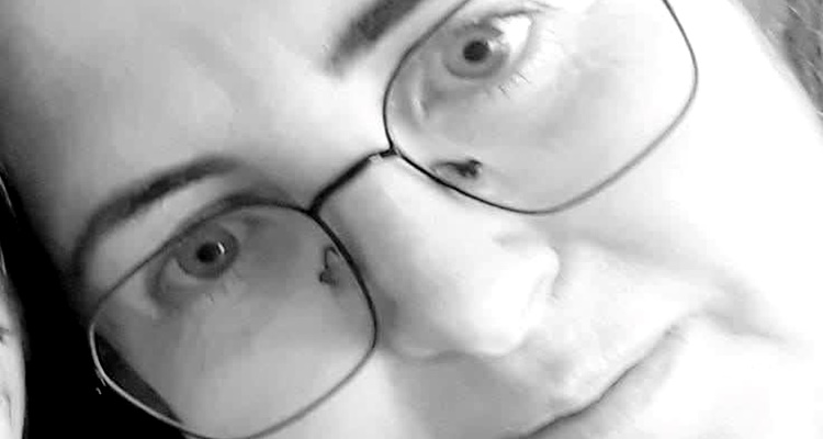 Güler Ateş Hastalığa Yenildi