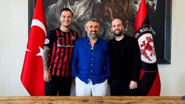 Oğulcan Çağlayan İmzayı Attı