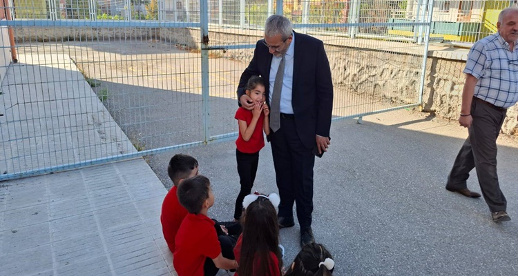 Milli Eğitim Müdürü Çağlar’dan Okul Ziyaretleri