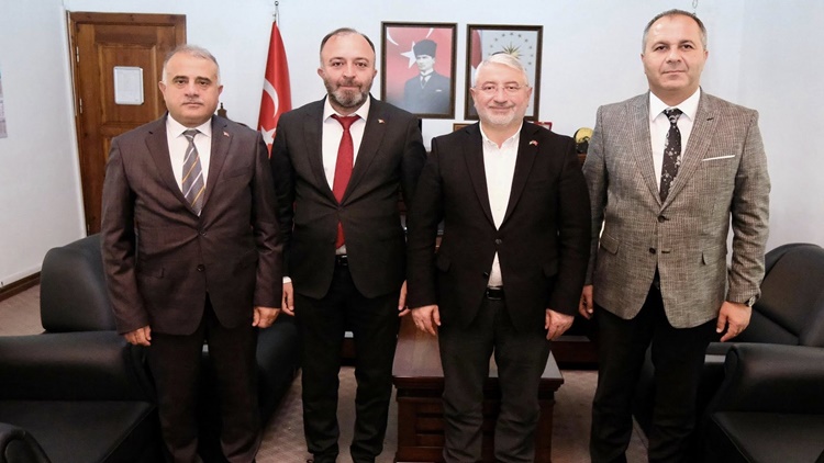 Çorum Heyetinden Hemşehrimiz Longa’ya Ziyaret