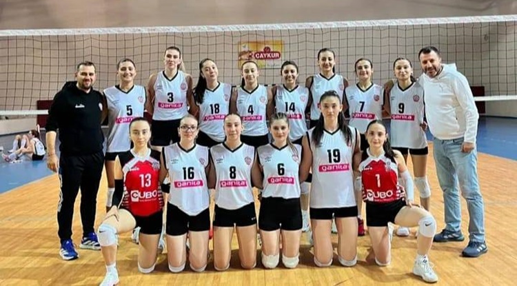 Kadınlar Çorum Temsilcileri Sahneye Çıkıyor