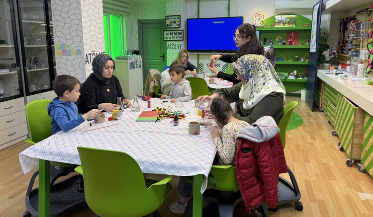 Bilim Çorum’da Veli-Çocuk Etkinliğine Yoğun İlgi