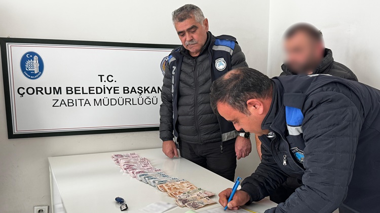 Dilenci, 9 Bin 800 TL İle Yakalandı