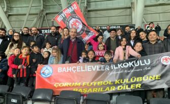 Öğrenciler Çorum FK Maçında Takımlarına Destek Oldu