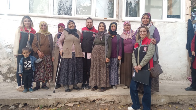 Ayaz Köyü’nde Kadın Çiftçilere Uygulamalı Tarım Eğitim