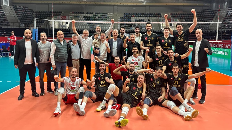 Efeler Kritik Viraja Giriyor