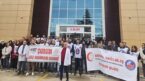 Aile Hekimleri Ücret Kesintilerini Protesto Etti