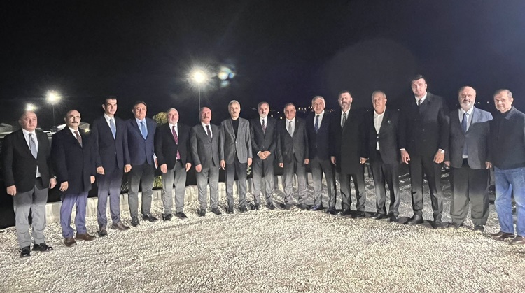 Bakan Uraloğlu’ndan Sungurlu’ya Hızlı Tren Çıkarması!