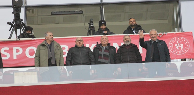 Haşim Eğer’de Yalnız Bırakmadı