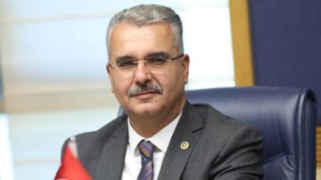 Ahlatcı, “Kalplere Dokunan Üç Aylar Başladı”