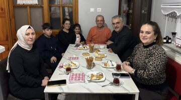 Ahlatcı’dan, Kanseri Yenen Hayrettin’e Moral Ziyareti