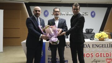 “İslam’da Engellilere Bakış” Konulu Konferans Düzenlendi