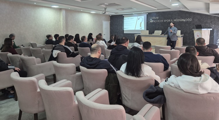 Bağımlılıkla Mücadele Eğitimlerine Devam Ediliyor