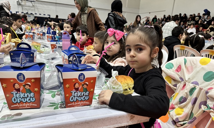 Belediyeden Çocuklara Özel “Tekne Orucu İftarı”