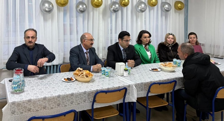 Oğuzlar’da Kaymakamlar Pansiyonlu Öğrencilerle İftar Etti