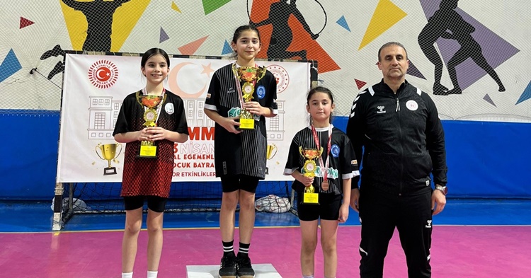 23 Nisan Badminton Turnuvası’nda Heyecan Sona Erdi