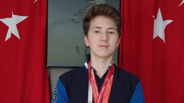 Çorumlu Genç Sporcu, Bilek Güreşinde Türkiye İkincisi Oldu!