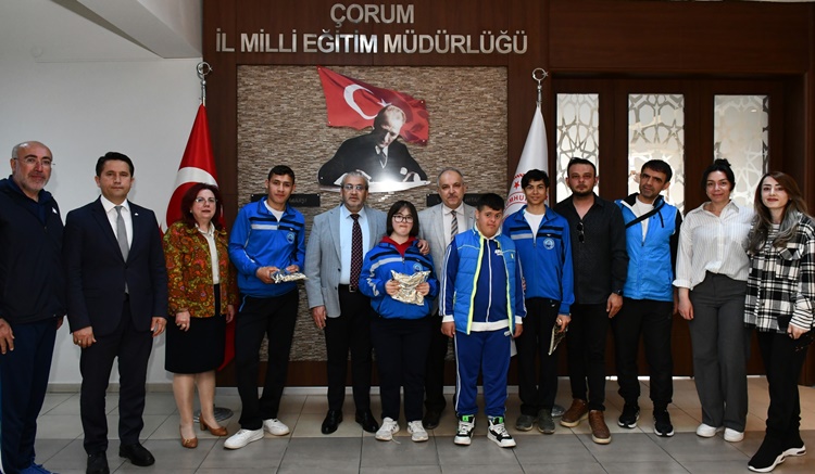 Özel Sporcularından Türkiye Şampiyonasında Madalya Yağmuru