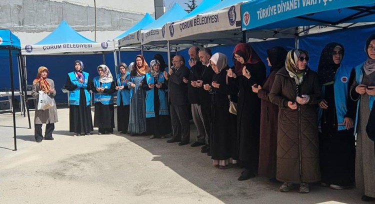 Evlenecek Gençler İçin Hayır Çarşısı Kuruldu