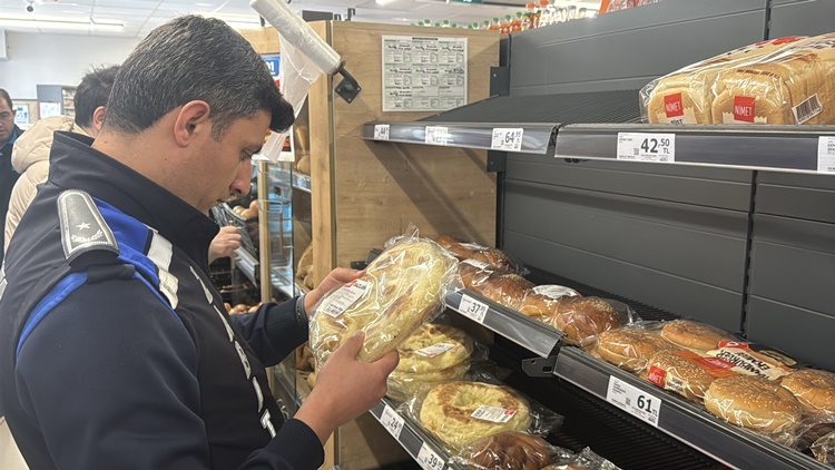 Zabıtadan Marketlere Sıkı Denetim