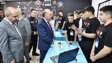 Başöğretmen Anadolu Lisesi’nde Bilim Ve Sanat Şöleni