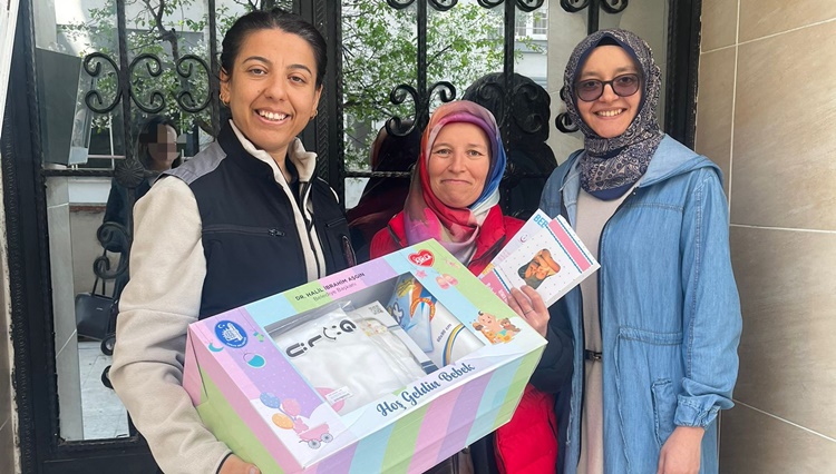 Anne ve Bebeklere Evde Sağlık Desteği