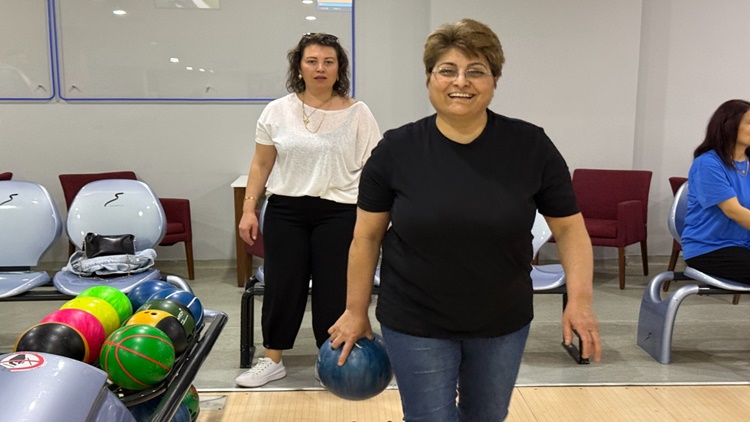 Belediye Anneleri Bowlıng Etkinliğinde Ağırladı