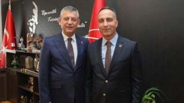 CHP, İktidar Yolculuğu İçin Sahaya İniyor