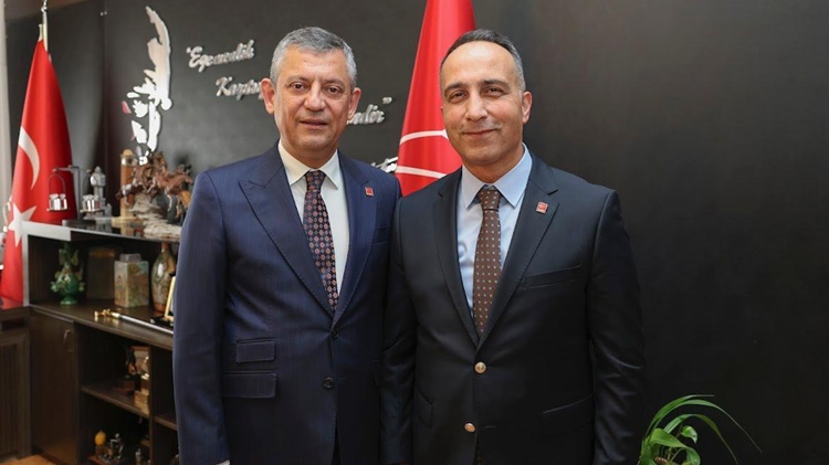 CHP, İktidar Yolculuğu İçin Sahaya İniyor