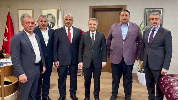 OSB ve Sanayi Projeleri Bakanlıkta Masaya Yatırıldı