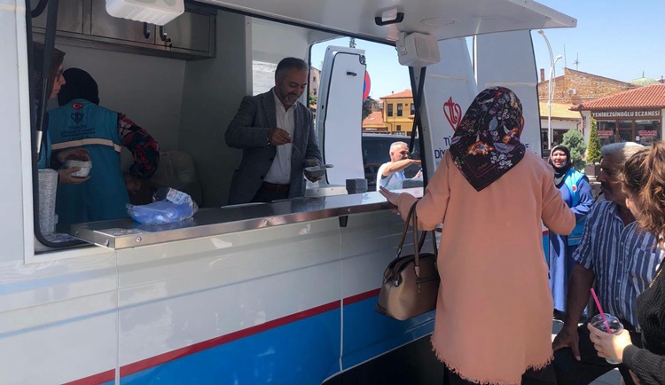 TDV Çorum Kadın Kollarından Aşure İkramı