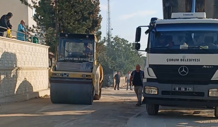 Ortaköy’de Hastane Yolu Asfaltlanıyor