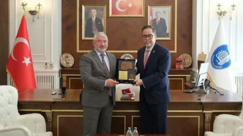 Filipinler Büyükelçisi’nden Başkan Aşgın’a Ziyaret