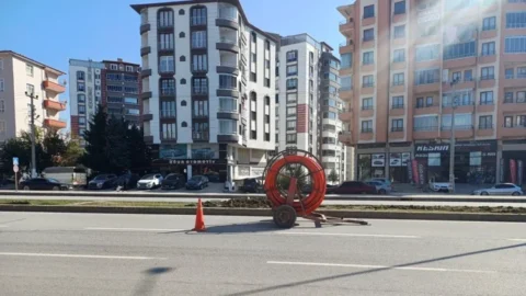 Hızlı Tren Hattı İçin Fiber Optik Kablo Çalışmaları Başladı